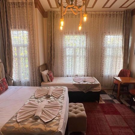 April Hotel อิสตันบูล ภายนอก รูปภาพ